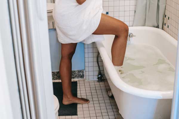 10 Best Non-Slip Bathroom Rugs For The Elderly